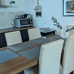 Filip & Nina Διαμέρισμα