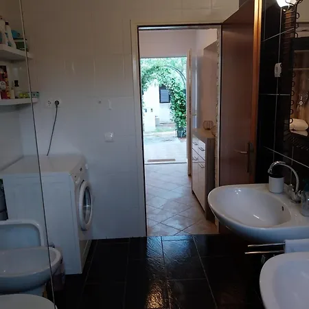 Filip & Nina Apartamento Vir